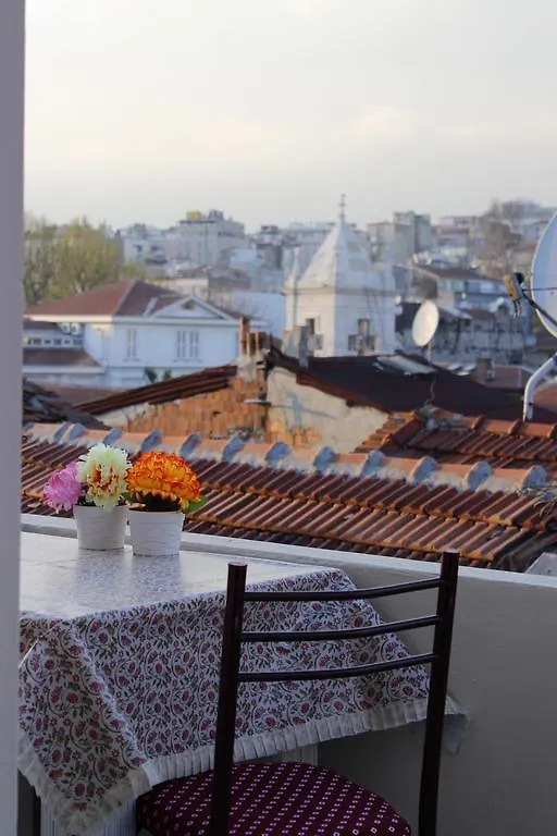 Tura Apartments İstanbul Apart Otel